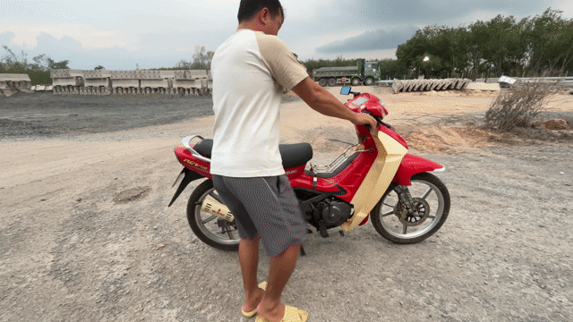 Suzuki Sport RGV 120 đỏ. Mua bán Xe máy tại Huyện Nhơn Trạch Đồng Nai được đăng bởi Tên chưa cung cấp hình 1