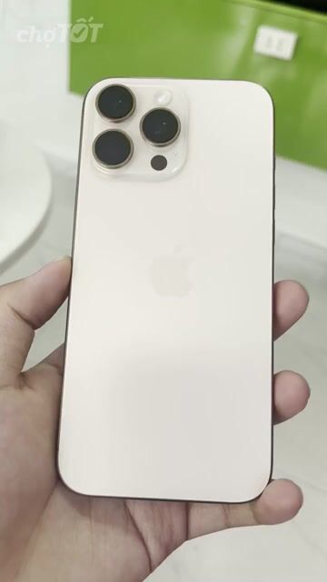 Apple iPhone 16 Pro Max 256GB Vàng sa mạc. Mua bán Điện thoại tại Quận Ngô Quyền Hải Phòng được đăng bởi TRAN SONG HA hình 1