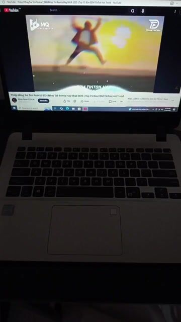 ASUS VIVOBOOK 14 i3-7020U 14 inch 8GB/256GB. Mua bán Laptop tại Thành phố Dĩ An Bình Dương được đăng bởi ĐT LT Bán tại nhà có ship trực tiếp BD thanh toán sau hình 1