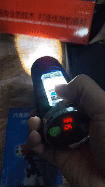Đèn soi phao câu cá + chân Mới. Mua bán Đèn tại Quận 3 Tp Hồ Chí Minh được đăng bởi Ngô Hữu Nam hình 1
