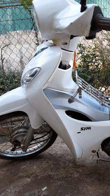 SYM Angela 2010 Trắng Đã sử dụng. Mua bán Xe máy tại Thị Xã Buôn Hồ Đắk Lắk được đăng bởi Lông mượt Mèo hình 1