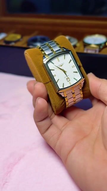 Đồng hồ Longines Nam Bạc vàng Mới 99%. Mua bán Đồng hồ tại Huyện Đức Hòa Long An được đăng bởi Trọng Trí hình 1