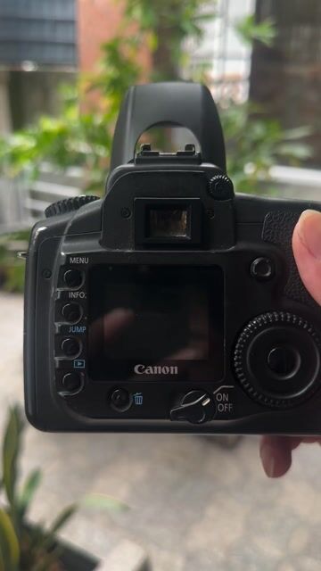Máy ảnh Canon 20D Đã sử dụng. Mua bán Máy ảnh, Máy quay tại Quận Nam Từ Liêm Hà Nội được đăng bởi Nguyễn Xuân Linh hình 1
