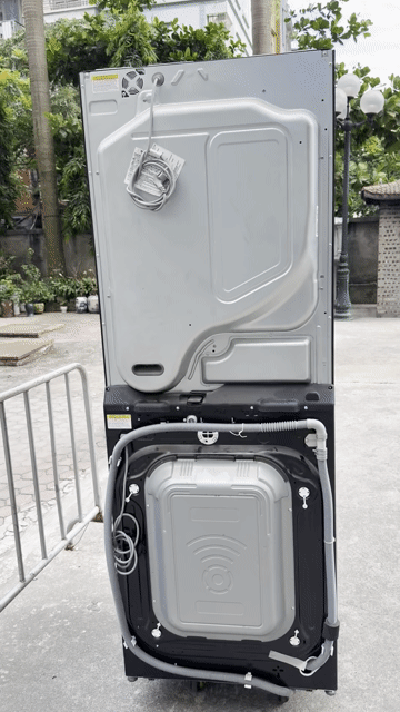 Tháp giặt sấy LG WT2517NHEG 25kg/17kg. Mua bán Máy giặt tại Quận Hoàng Mai Hà Nội được đăng bởi hoàng hải hình 1