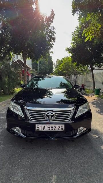 GIA ĐÌNH BÁN CAMRY 2.0E 2013 CÒN RẤT ĐẸP. Mua bán Ô tô tại Quận 7 Tp Hồ Chí Minh được đăng bởi Nguyễn Hữu Cành  hình 1
