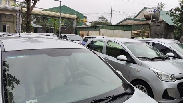 2014 Grand bản đủ nguyên màu. Mua bán Ô tô tại Thành phố Vinh Nghệ An được đăng bởi Nam Vinh hình 1