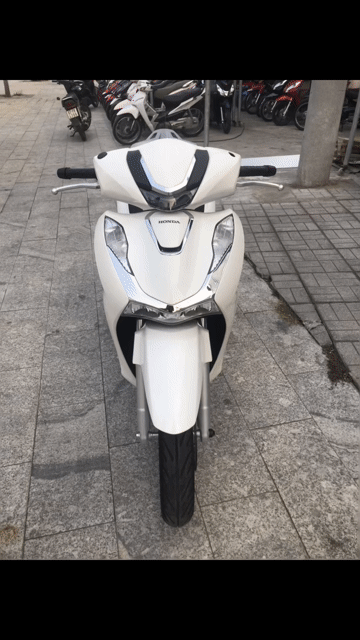 Honda SH 125 CBS 2025 Trắng Lướt 3000 km. Mua bán Xe máy tại Quận Thốt Nốt Cần Thơ được đăng bởi Nguyễn Văn Hải hình 1