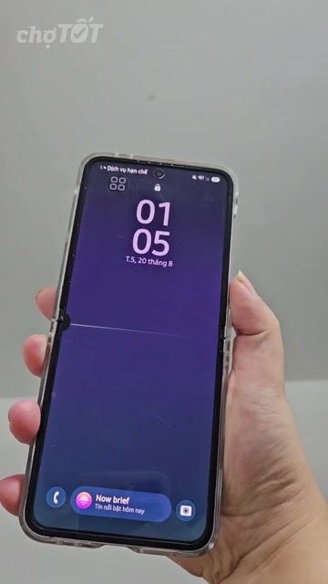Samsung Z Flip 6 12GB Giá bỏ màn . Mua bán Điện thoại tại Quận Gò Vấp Tp Hồ Chí Minh được đăng bởi Thảo Phương hình 1