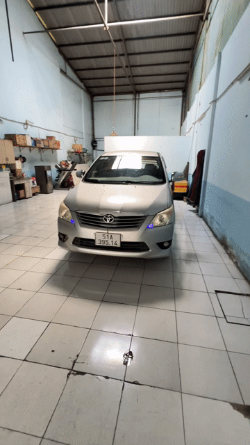 Toyota Innova 2012 Số sàn Bạc. Mua bán Ô tô tại Quận Tân Phú Tp Hồ Chí Minh được đăng bởi Nguyên Khang hình 1