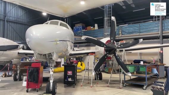 Quand j'étais petit... je regardais les avions voler...