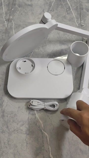 Đèn bàn LED Trắng 3 tông. Mua bán Đèn tại Quận 3 Tp Hồ Chí Minh được đăng bởi Ngô Hữu Nam hình 1
