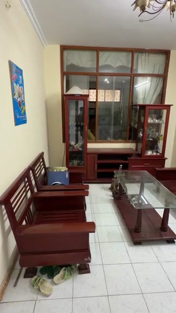 Bán bộ bàn ghế, bàn trang điểm Hoàng Anh Gia Lai. Mua bán Bàn ghế tại Quận Đống Đa Hà Nội được đăng bởi Hằng Hoàng hình 1