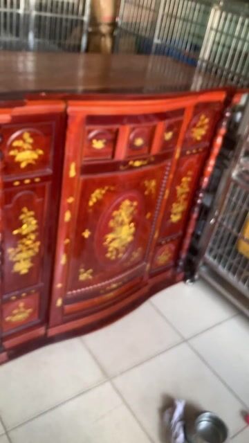 Tủ kệ Gỗ Nâu đỏ Phong cách Đơn giản. Mua bán Tủ, kệ gia đình tại Quận 8 Tp Hồ Chí Minh được đăng bởi Cửa Hàng Thanh Lý Đồ Cũ Mới hình 1