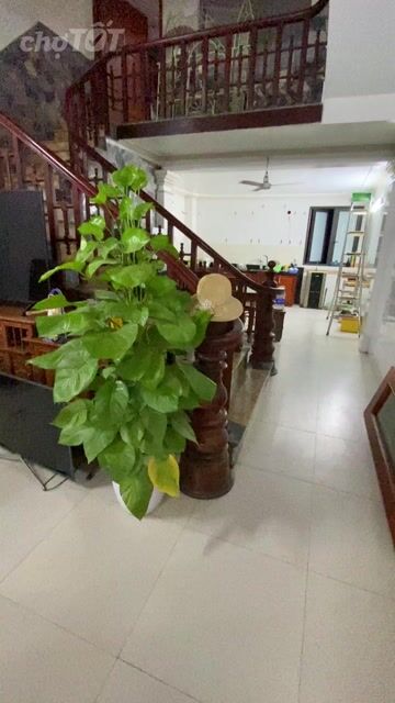 Thanh lý bộ Cầu thang Gỗ Lim xịn 3 tầng . Mua bán Nội thất, đồ gia dụng khác tại Huyện Lương Tài Bắc Ninh được đăng bởi Nguyễn Văn Tráng hình 1
