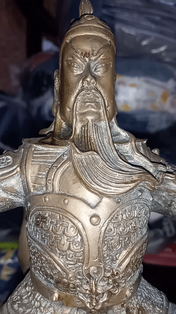 Tượng phong thủy Đồng Quan Thánh Đế Quân 26cm. Mua bán Đồ sưu tầm, đồ cổ tại Thành phố Nha Trang Khánh Hòa được đăng bởi Thanh Nhatrang hình 1