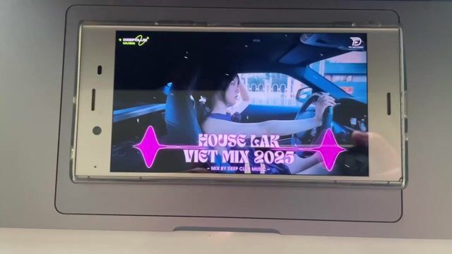 Sony XZ1 64G Bạc bản lock Sim (chỉ xài Wifi). Mua bán Điện thoại tại Quận Ngũ Hành Sơn Đà Nẵng được đăng bởi Bi KayEo hình 1