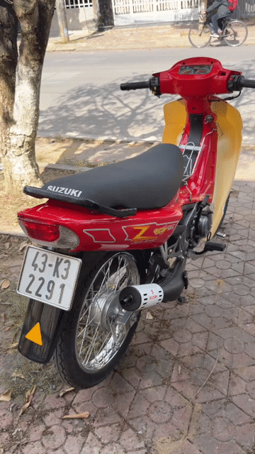 Xipo 1999 Đỏ trắng full mới 99% xe cực kỳ chuẩn. Mua bán Xe máy tại Quận Liên Chiểu Đà Nẵng được đăng bởi Hien hình 1