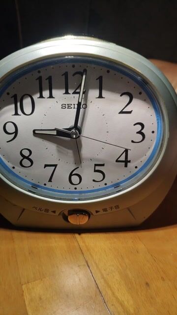 Đồng hồ báo thức Seiko Xám. Mua bán Nội thất, đồ gia dụng khác tại Quận 1 Tp Hồ Chí Minh được đăng bởi Toàn Châu hình 1