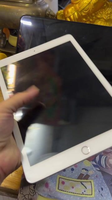 Apple iPad Gen 5 32GB Bạc. Mua bán Máy tính bảng tại Quận 5 Tp Hồ Chí Minh được đăng bởi Thành Phát hình 1