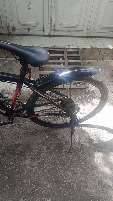 Xe đạp địa hình Khung nhôm Đen, Đỏ. Mua bán Xe đạp tại Quận 6 Tp Hồ Chí Minh được đăng bởi Ngọc Lực hình 1