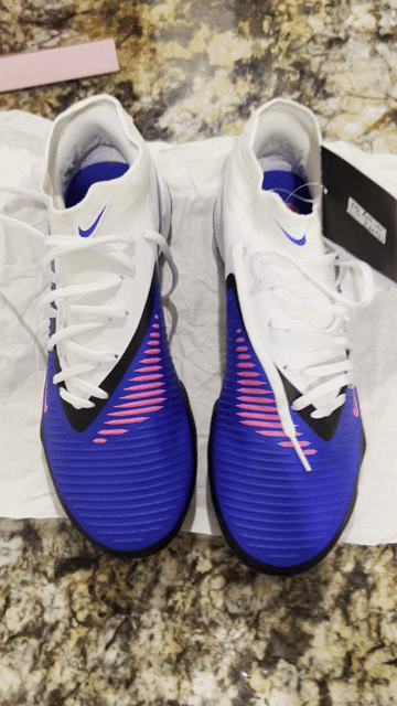 Giày đá bóng Nike Phantom Size 41 mới 100%. Mua bán Đồ thể thao, Dã ngoại tại Huyện Nhà Bè Tp Hồ Chí Minh được đăng bởi Nguyễn Thu Huyền hình 1