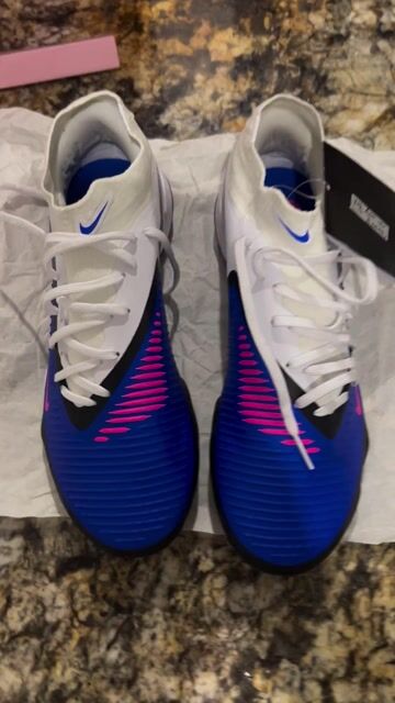 Giày đá bóng Nike Phantom Size 41 mới 100%. Mua bán Đồ thể thao, Dã ngoại tại Huyện Nhà Bè Tp Hồ Chí Minh được đăng bởi Nguyễn Thu Huyền hình 1