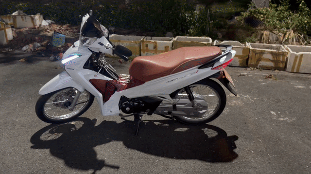 Honda Future Trắng Độ full wave thái. Mua bán Xe máy tại Thành phố Sóc Trăng Sóc Trăng được đăng bởi Tên chưa cung cấp hình 1