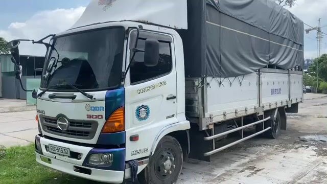 Siêu phẩm Hino FC500, 2015, thùng 6m7, cao 2m9. Mua bán Xe tải, xe ben tại Thành phố Biên Hòa Đồng Nai được đăng bởi Nguyễn Thị Hải Duyên hình 1