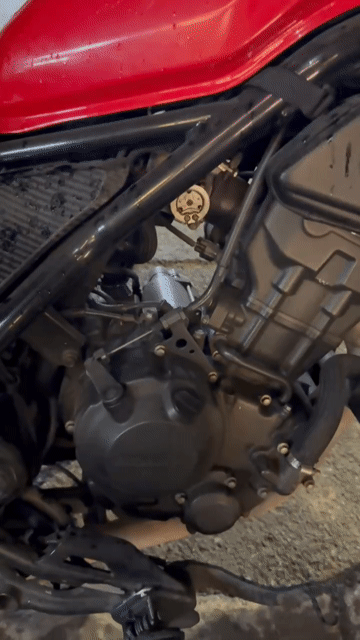 Honda Rebel 300 25000 km Đỏ đen. Mua bán Xe máy tại Quận Hoàng Mai Hà Nội được đăng bởi Ha hình 1