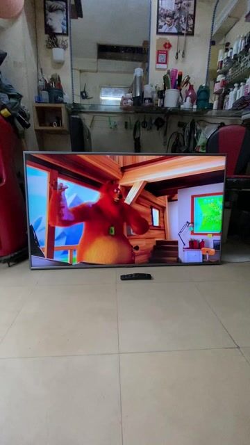 thanh lý Tivi Samsung 50inh 4k zin đẹp có wifi. Mua bán Tivi, Âm thanh tại Quận Thanh Xuân Hà Nội được đăng bởi Văn sỹ cắt tóc hình 1