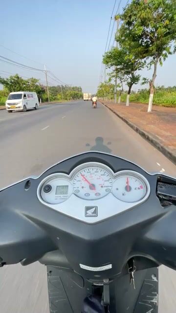 bán dylan 150cc máy êm nhập Ý. Mua bán Xe máy tại Quận Gò Vấp Tp Hồ Chí Minh được đăng bởi đoàn hải hình 1