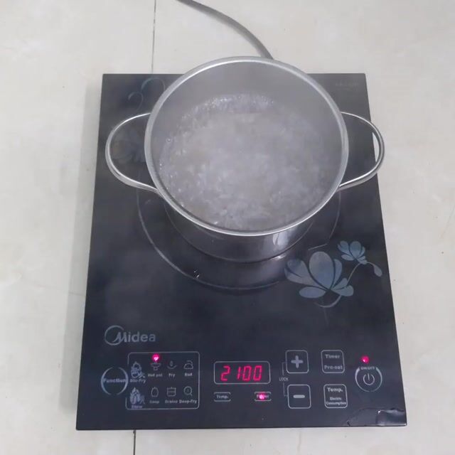 Bếp từ Midea SV21D siêu khỏe siêu bền zin100%. Mua bán Bếp, lò, đồ điện nhà bếp tại Quận Ba Đình Hà Nội được đăng bởi Anhngoc2 hình 1