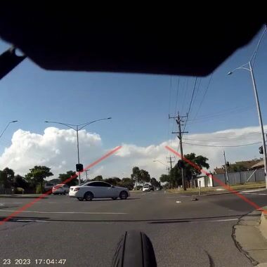 Close Pass Shared on UpRide: Abused for being in the primary position