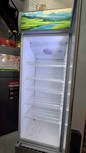 Tủ mát SANAKY VH-408K 340L. Mua bán Tủ lạnh tại Quận 10 Tp Hồ Chí Minh được đăng bởi Nguyễn Thuận Phát hình 1