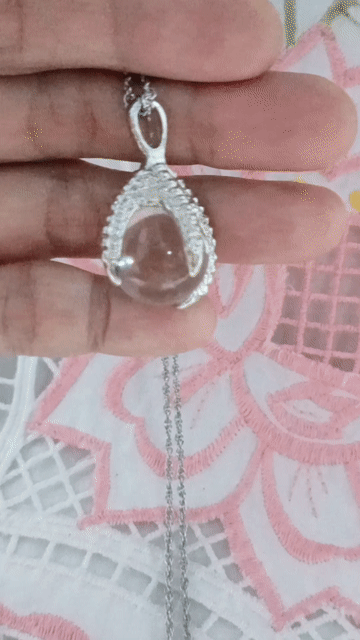 Dây chuyền Đá thạch anh Kim loại Trắng . Mua bán Phụ kiện thời trang khác tại Huyện Cai Lậy Tiền Giang được đăng bởi Phạm Ánh thanh lý hàng hiệu hình 1