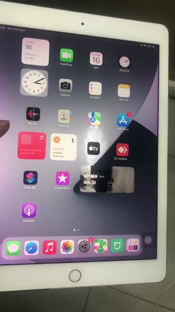 Apple iPad Pro 9.7 4G 32GB Bạc. Mua bán Máy tính bảng tại Thành phố Thủ Đức Tp Hồ Chí Minh được đăng bởi Nguyễn Duy Cường hình 1