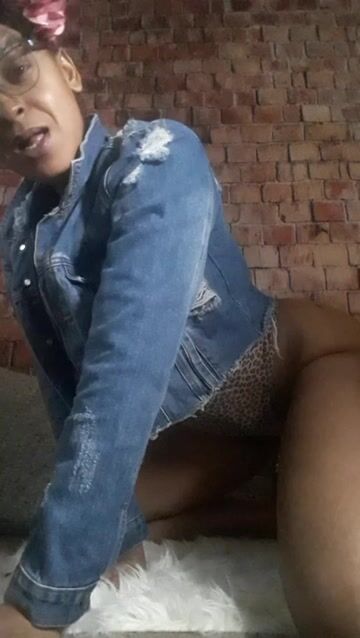 Model - Macita Kalena curvy