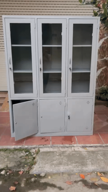 Tủ sắt 3 khoang cánh kính. Mua bán Tủ, kệ gia đình tại Quận Hà Đông Hà Nội được đăng bởi LAN ANH hình 1