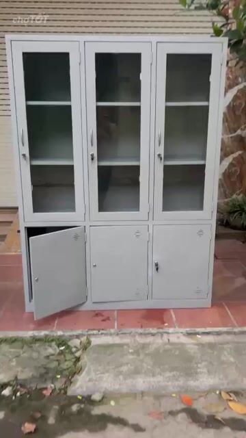 Tủ sắt 3 khoang cánh kính. Mua bán Tủ, kệ gia đình tại Quận Hà Đông Hà Nội được đăng bởi LAN ANH hình 1