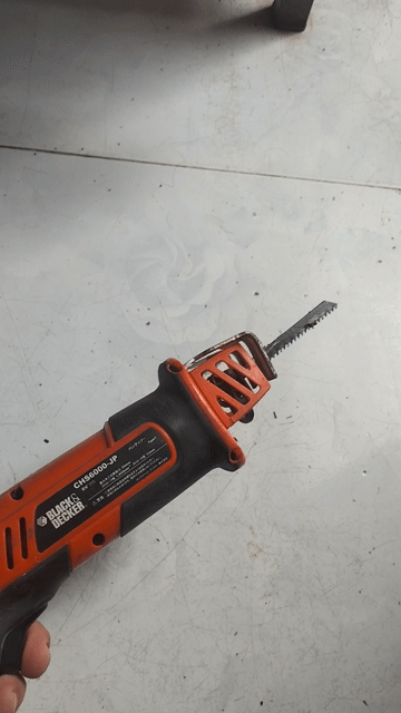 Cưa cầm tay Black & Decker CHS6000-JP Cam, Đen. Mua bán Nội thất, đồ gia dụng khác tại Quận Ninh Kiều Cần Thơ được đăng bởi van phuc hình 1
