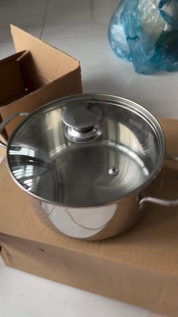 Nồi inox 3 đáy 20cm. Bị lỗi nhẹ. Mới. Mua bán Dụng cụ nhà bếp tại Quận 12 Tp Hồ Chí Minh được đăng bởi Minh Ngọc hình 1