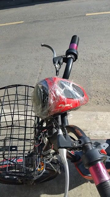 Con đã lớn ko còn sd nữa cần bán xe đạp như hình. Mua bán Xe điện tại Huyện Bến Lức Long An được đăng bởi nguyễn thị thắm  hình 1