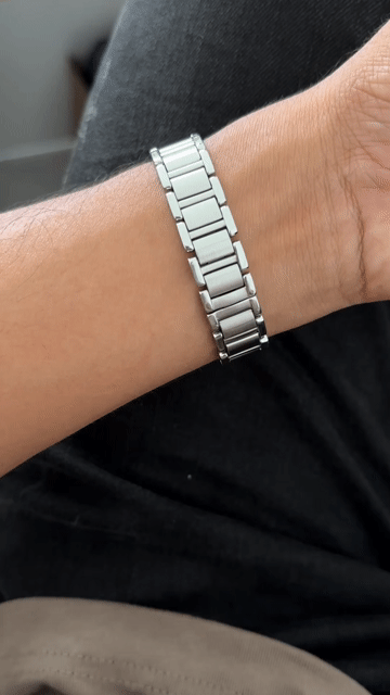 Đồng hồ tank la mã unisex !. Mua bán Đồng hồ tại Thành phố Phan Thiết Bình Thuận được đăng bởi Toàn hình 1
