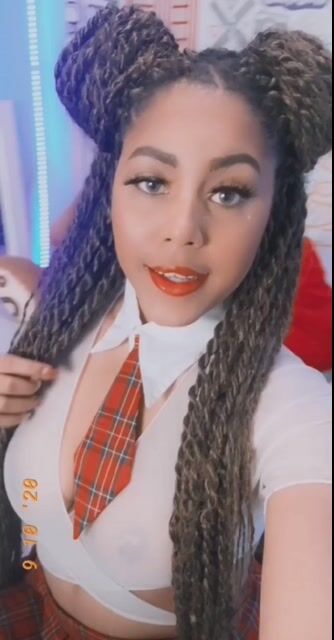 Model - Kendall_coxx blowjob