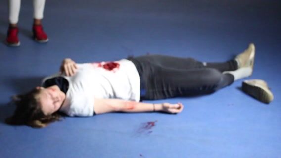 Apparences : quand les masques tombent.