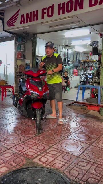 Airblade đẹp zin loại xuất sắc ko điểm chê ạ 29N. Mua bán Xe máy tại Quận Ba Đình Hà Nội được đăng bởi Xe Máy Nam Thi hình 1