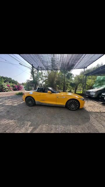 BMW Z4 Vàng 2 chỗ Số tự động. Mua bán Ô tô tại Huyện Bàu Bàng Bình Dương được đăng bởi Trần Văn Quang hình 1