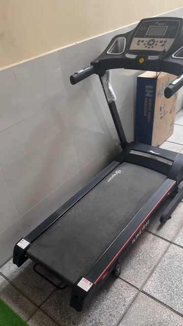 Máy chạy bộ 99,99. Mua bán Đồ thể thao, Dã ngoại tại Quận Bình Tân Tp Hồ Chí Minh được đăng bởi Vũ Hoàng Minh hình 1