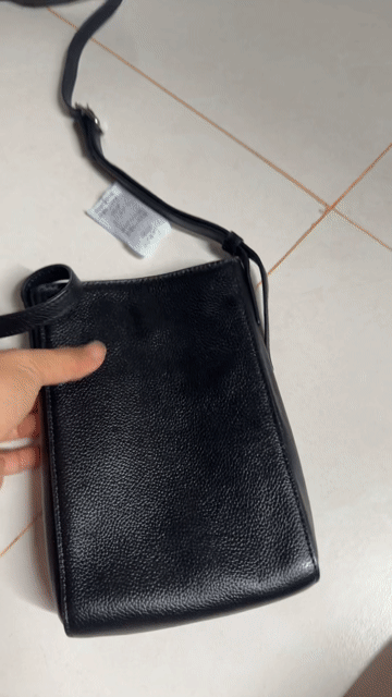 Túi đeo chéo Gu Nhật Da Đen. Mua bán Túi xách tại Quận Ngũ Hành Sơn Đà Nẵng được đăng bởi Mèo hình 1