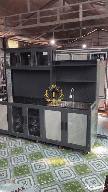 Tủ bếp Nhôm Xingfa Xám. Mua bán Tủ, kệ gia đình tại Huyện Chợ Mới An Giang được đăng bởi Đặng Hiếu Thạnh hình 1
